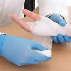 Jak skręcić rękę - przyczyny, objawy i skuteczne metody leczenia